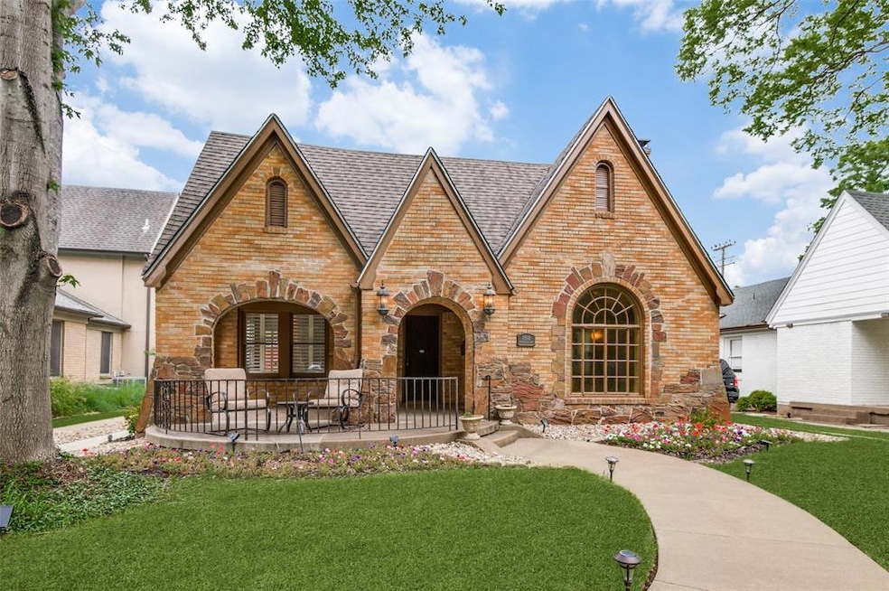 5518 Monticello Ave, Dallas, TX 75206 - photo 1