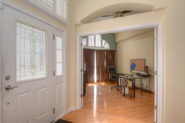 2320 Loop Rd, Algonquin, IL 60102 - photo 1