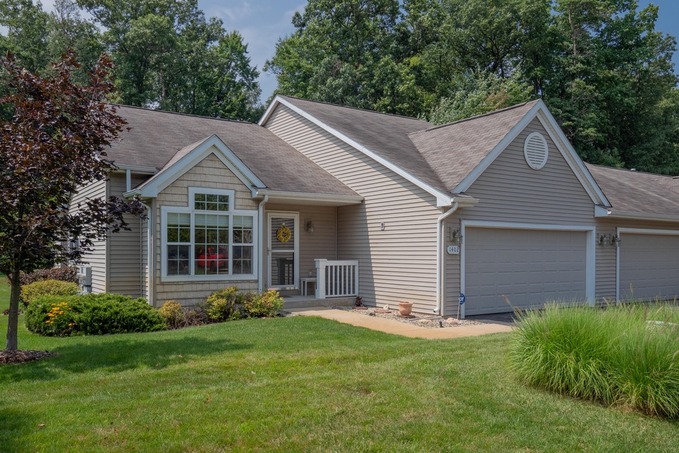 1402 Tanager-101