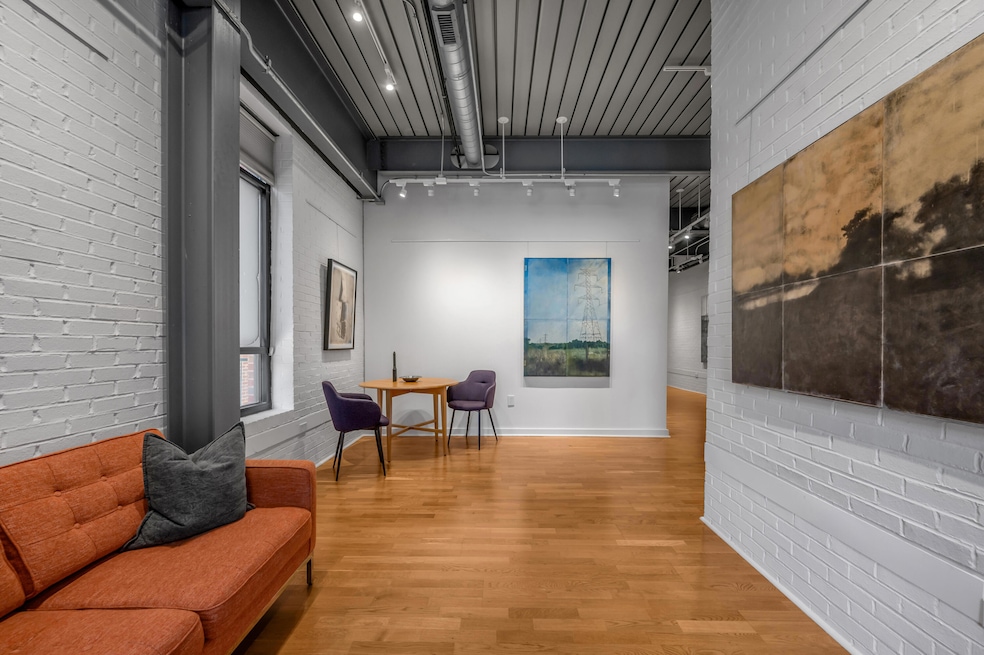 515 W Main St unit 202, Lexington, KY 40507 - photo 1