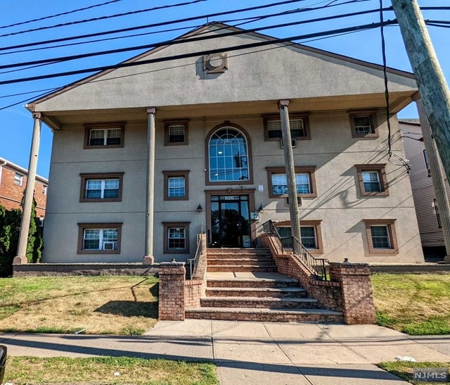 816-826 W Grand St unit 3C, Elizabeth, NJ 07202 - photo 1