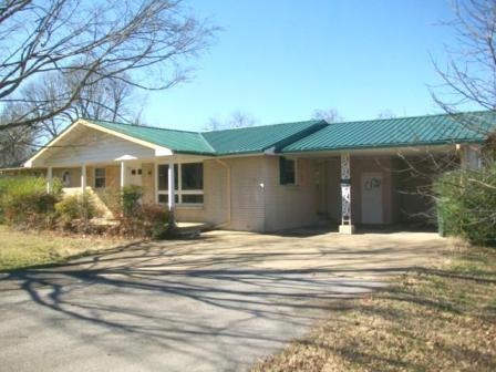 121 Jones Creek Rd, Dickson, TN 37055 - photo 1