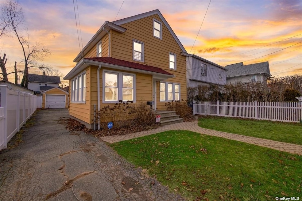 Sold $500,000 • Co-Listing Agent