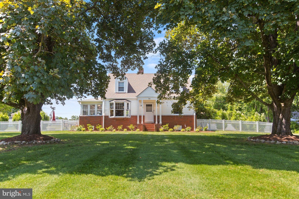 11 South River Clubhouse Rd, Edgewater, MD 21037 - photo 1