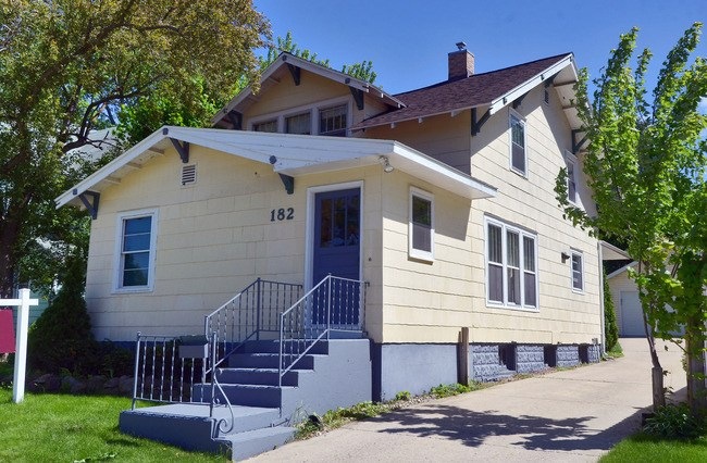 182 Washington St, Oregon, WI 53575 - photo 1