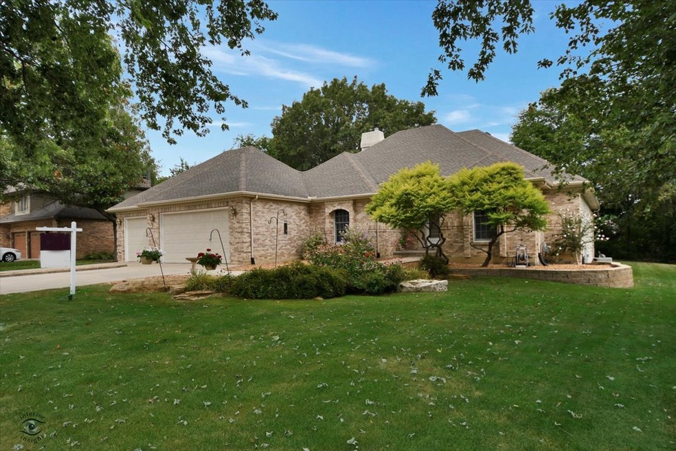 720 Michael Dr, Morris, IL 60450 - photo 1