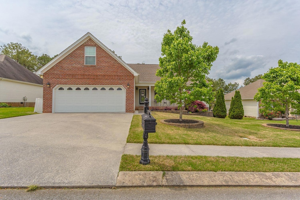 59 Hunting Ridge Cir, Rock Spring, GA 30739 - photo 1