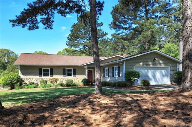 1501 Cameron Dr, Statesville, NC 28625 - photo 1