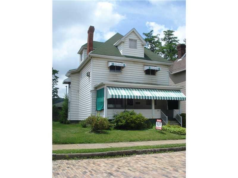 227 5th Ave, New Kensington, PA 15068 - photo 1