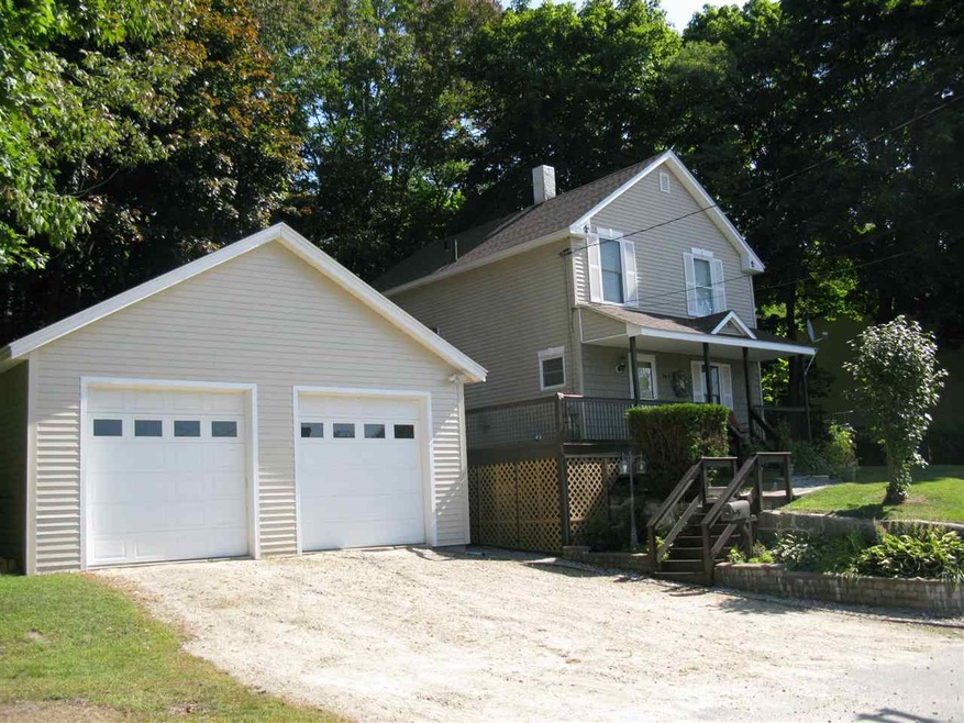 362 Church St, Berlin, NH 03570 - photo 1