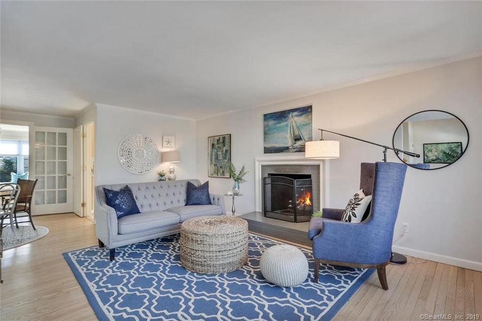 664 Beach Rd, Fairfield, CT 06824 - photo 1