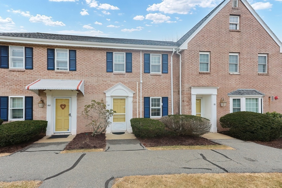 70 Ethyl Way unit 70, Stoughton, MA 02072 - photo 1