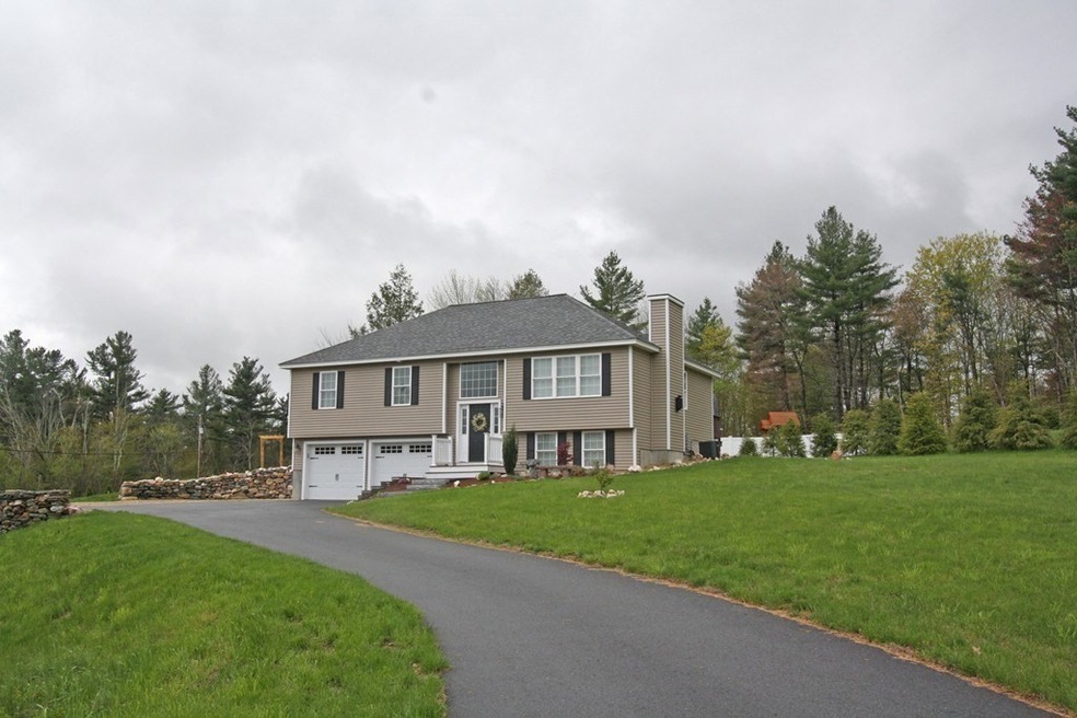 8 Hemlock Dr, Ayer, MA 01432 - photo 1