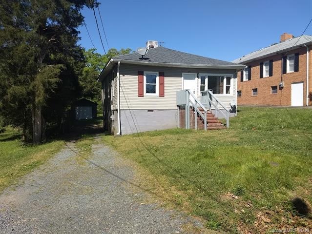 COTTAGE FRONT VIEW