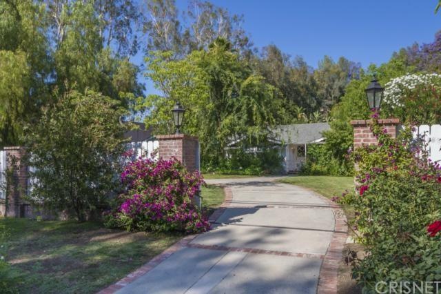 5202 Kelvin Ave, Woodland Hills, CA 91364 - photo 1