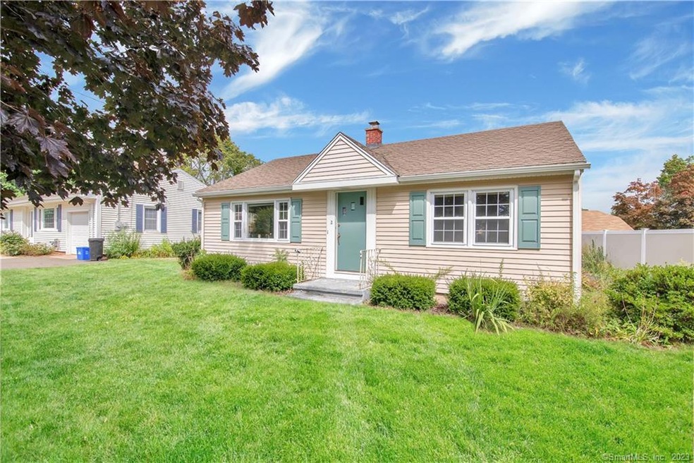 2 Field Place, Branford, CT 06405 - photo 1