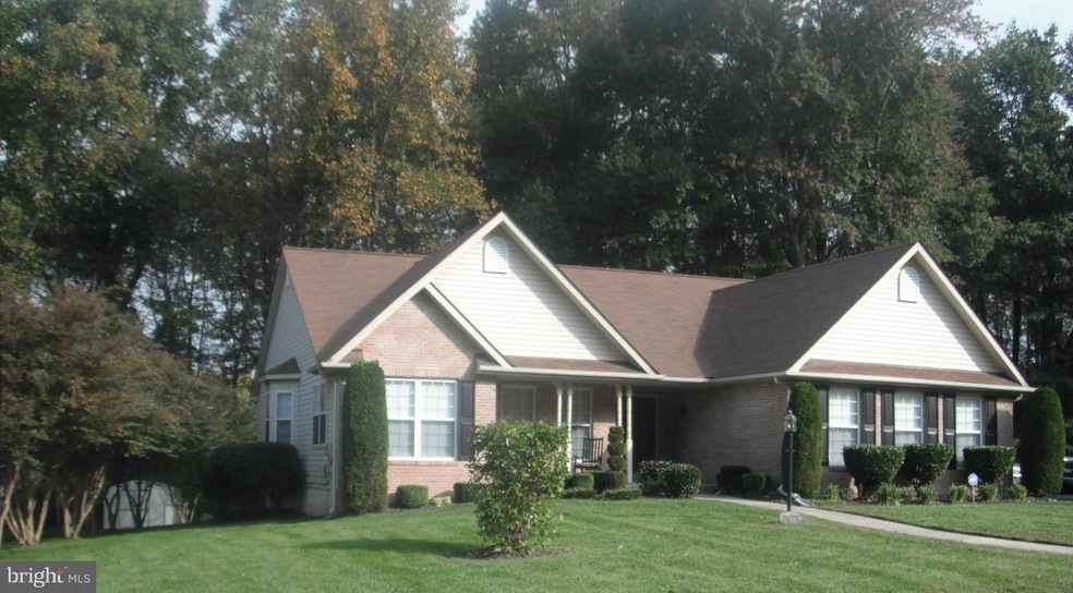 8070 Settle Ct, Waldorf, MD 20603 - photo 1