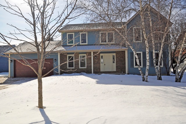 3461 Meadow Crest Cir, Gurnee, IL 60031 - photo 1