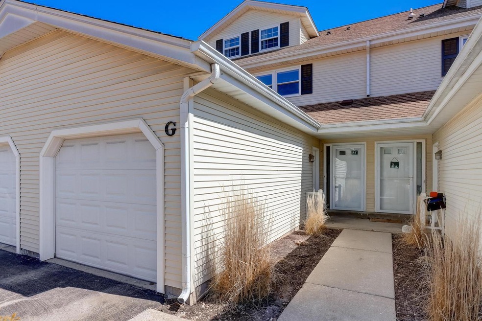 03-Meadowcreek Dr-003