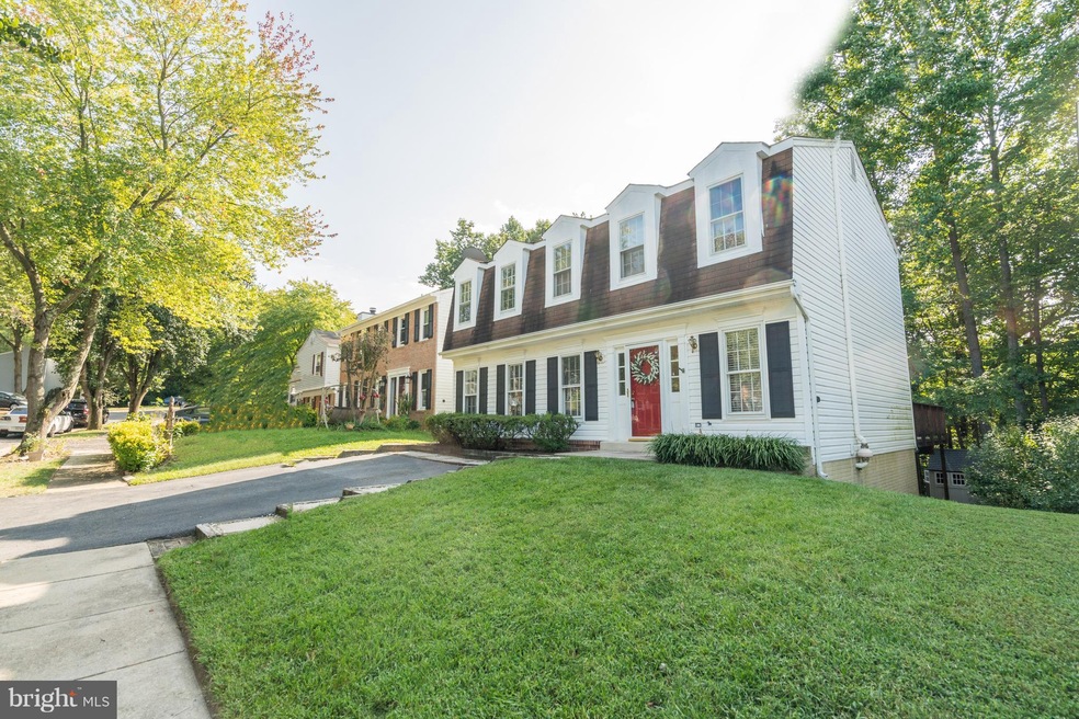 7708 Newington Forest Ave, Springfield, VA 22153 - photo 1