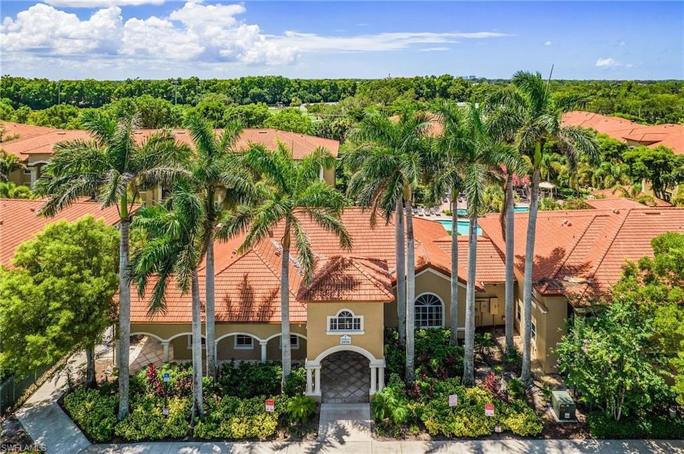 8920 Colonnades Ct E unit 524, Bonita Springs, FL 34135 - photo 1