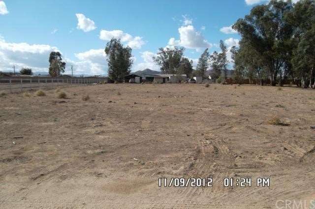 1 acre flat lot