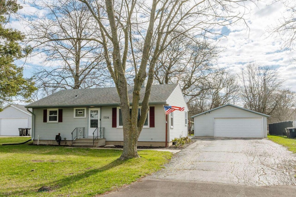 7336 S 37th Pl