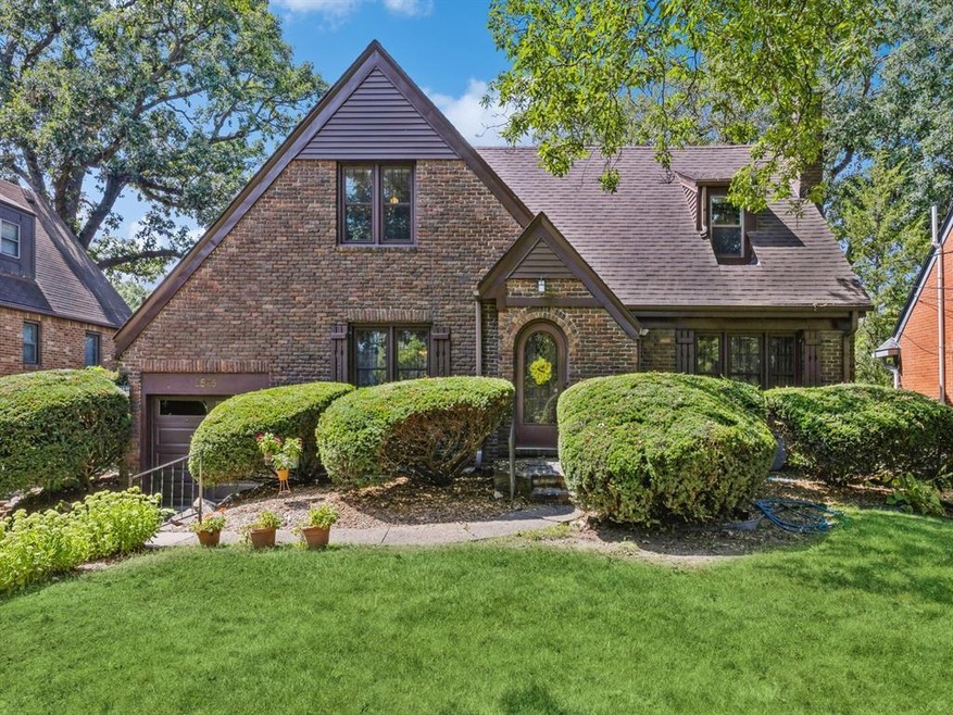 1526 41st St, Des Moines, IA 50311 - photo 1