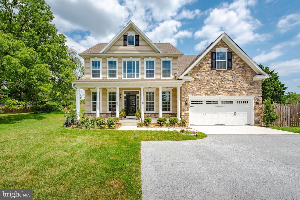 10806 Hunting Ln, Columbia, MD 21044 - photo 1