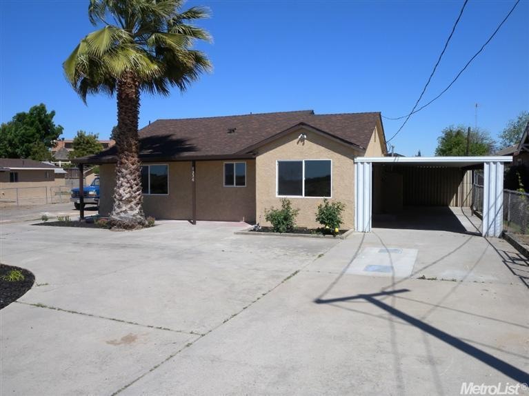 8336 Crane Rd, Oakdale, CA 95361 - photo 1