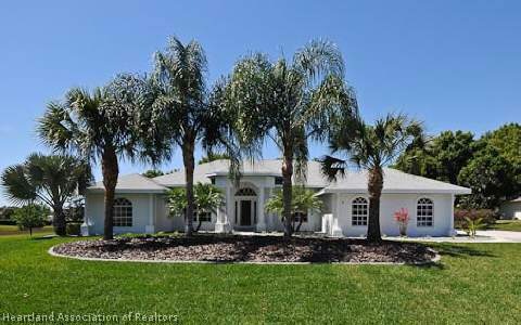 7 Meadowlake Cir S, Lake Placid, FL 33852 - photo 1