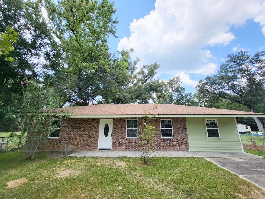 831 Herrin Dr, Picayune, MS 39466 - photo 1