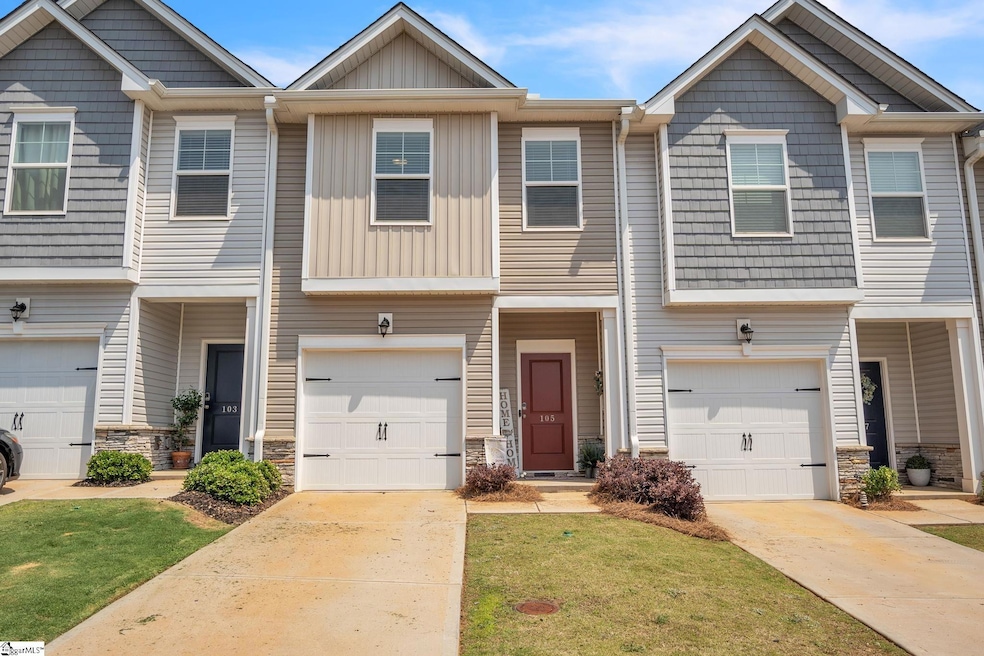 Bianca Conway, Real Estate Agent in Greenville, SC