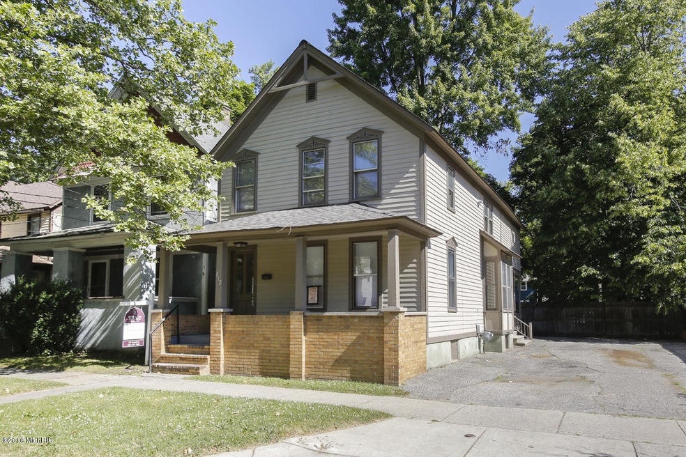 812 vine st-101