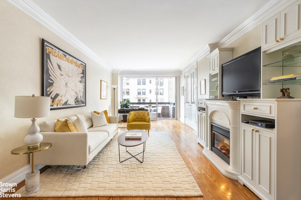 45 E 89th St unit 9 C, New York, NY 10128 - photo 1