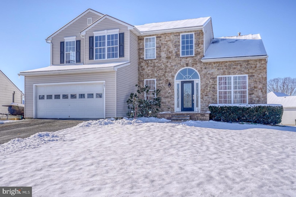 Sold $395,000 • Co-Listing Agent