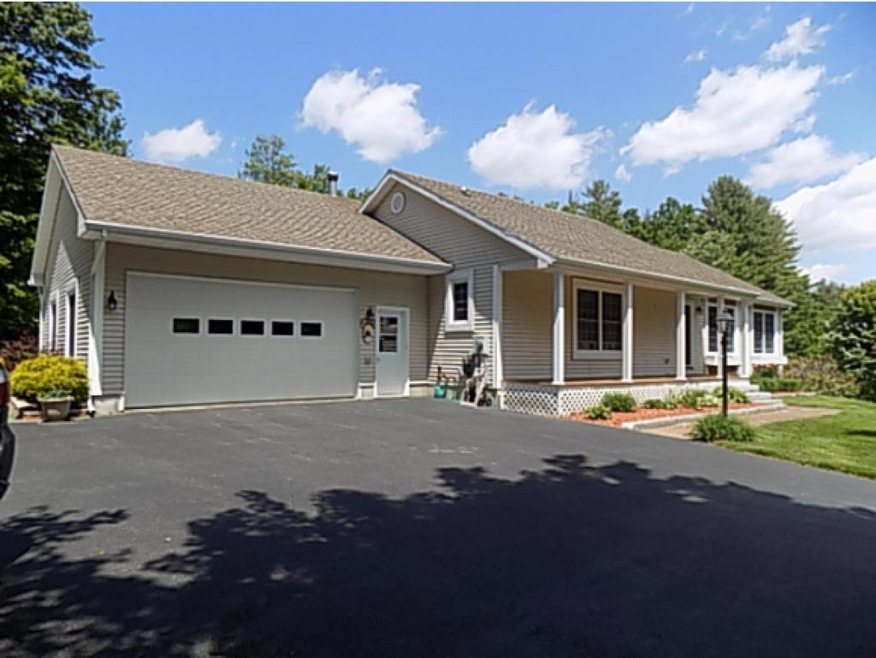798 Hilltop Rd, Littleton, NH 03561 - photo 1