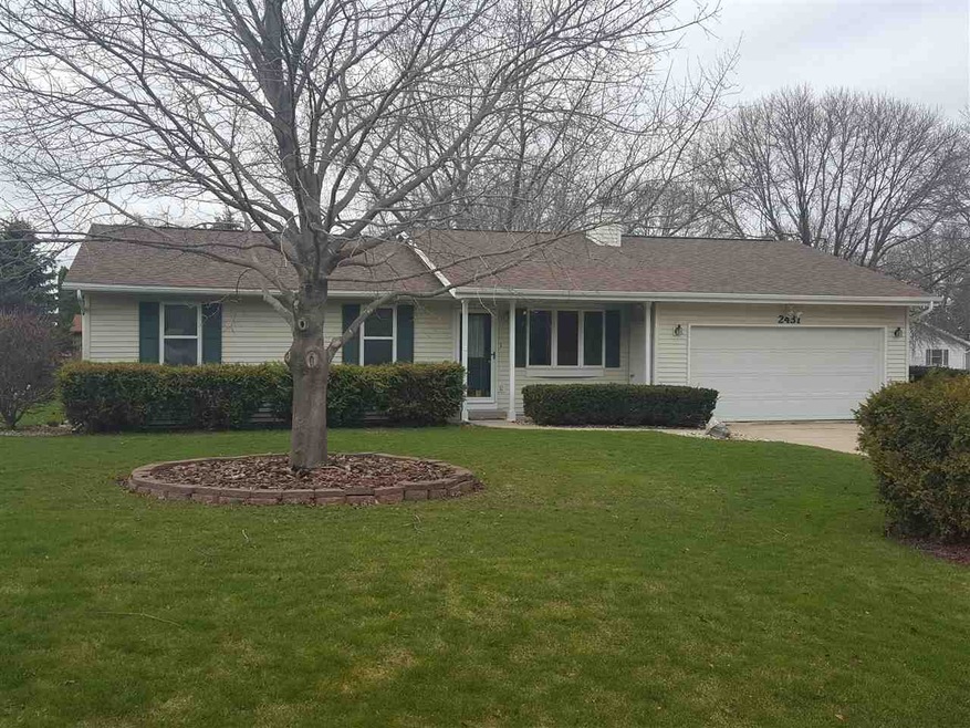 2437 Charmany Way, Mc Farland, WI 53558 - photo 1