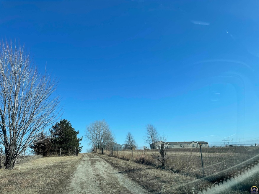 12840 U Rd, Hoyt, KS 66440 - photo 1