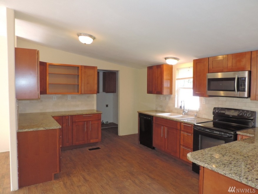 123 Wandering Ln, Winlock, WA 98596 - photo 1