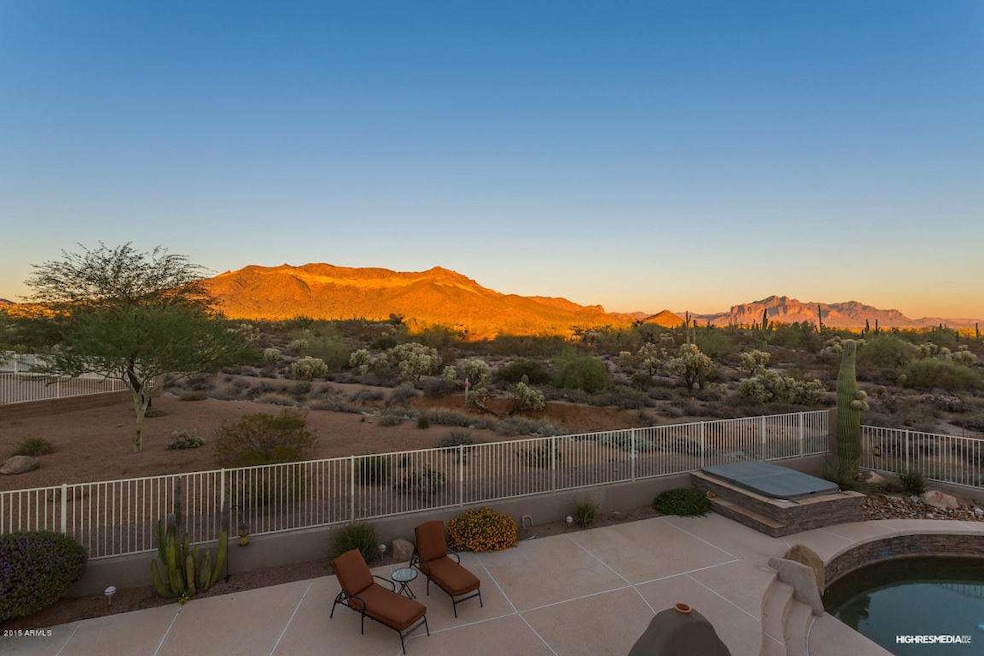 Usery & Superstition Mountain Views