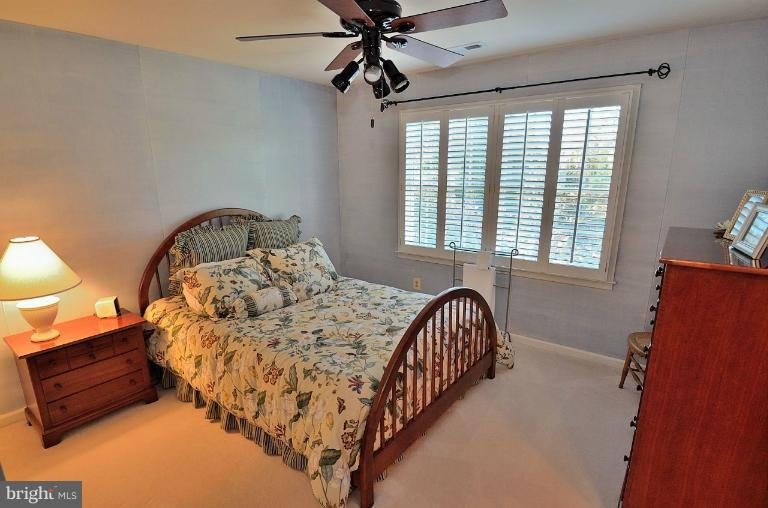 12803 Misty Creek Ln, Fairfax, VA 22033 - photo 1