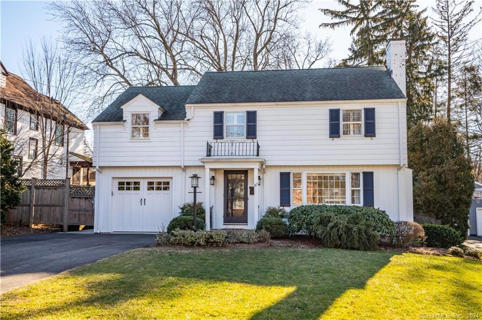 87 Bainbridge Rd, West Hartford, CT 06119 - photo 1