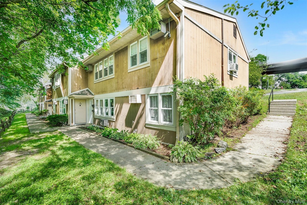 68 Gerald Dr unit D1, Poughkeepsie, NY 12601 - photo 1