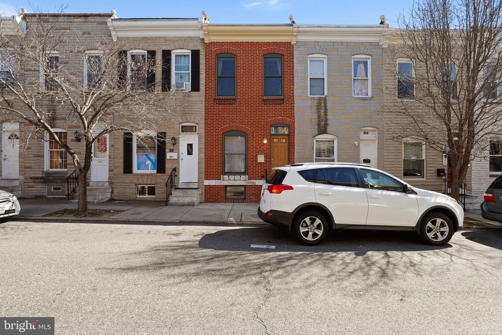 139 N Decker Ave, Baltimore, MD 21224 - photo 1