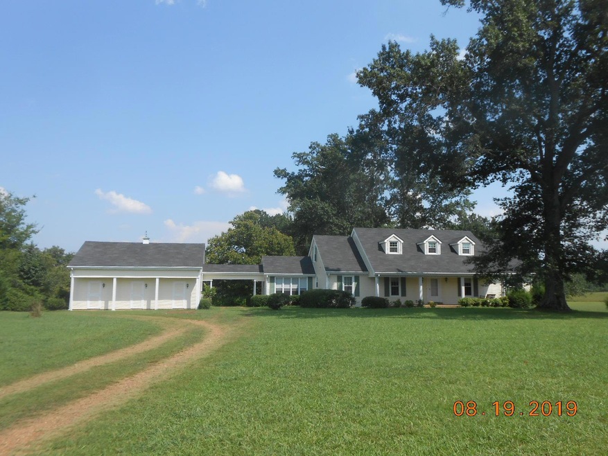 135 Cedar Creek Estate, Shelbyville, TN 37160 - photo 1