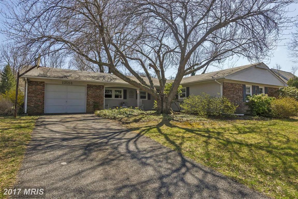 12014 Twin Cedar Ln, Bowie, MD 20715 - photo 1