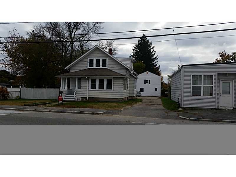 1896 W Shore Rd, Warwick, RI 02889 - photo 1