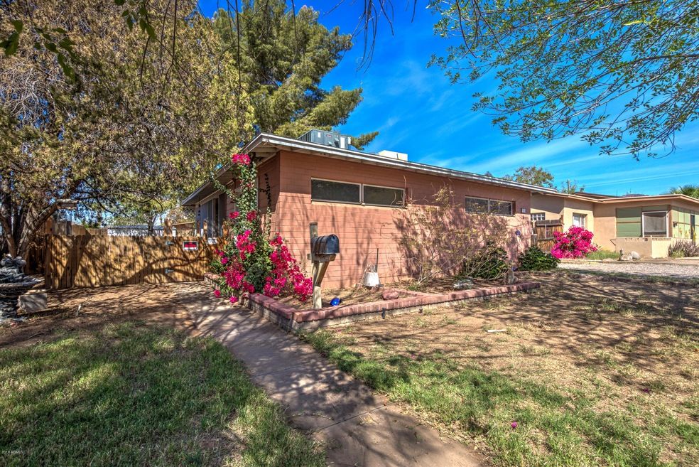 9424 N 4th Ave-7