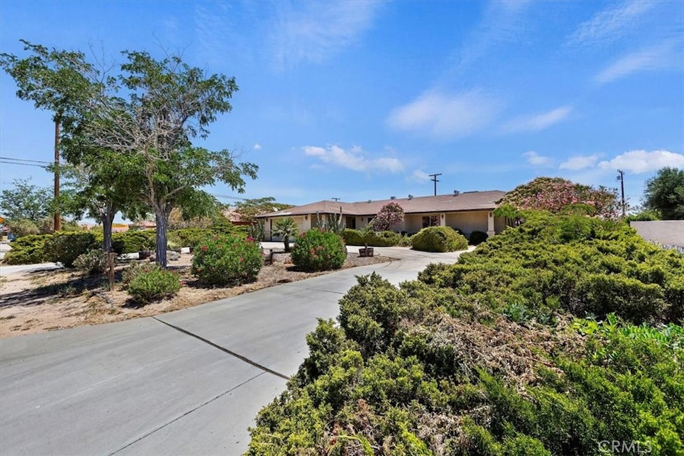 13647 3rd Ave, Victorville, CA 92395 - photo 1